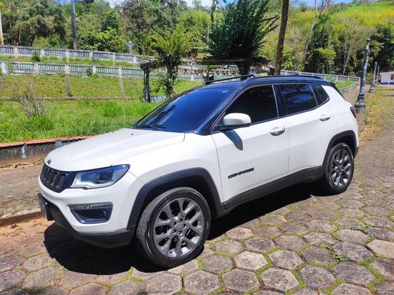JEEP COMPASS 2.0 16V DIESEL S 4X4 AUTOMÁTICO JEEP COMPASS 2.0 16V DIESEL S 4X4 AUTOMÁTICO